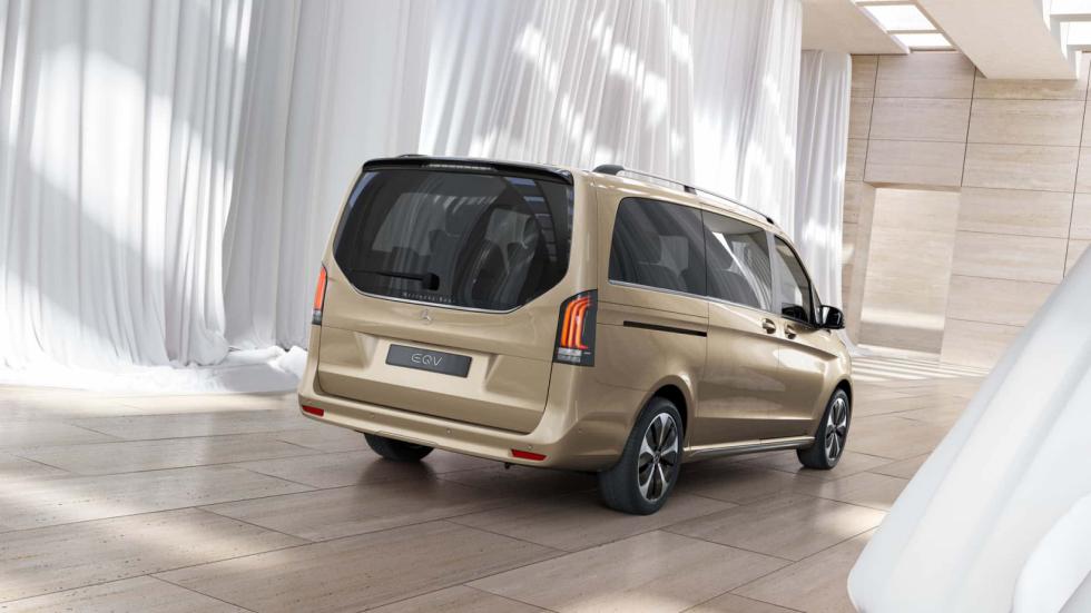 Φρεσκάρισμα για τα Mercedes V-Class, V-Class Marco Polo και EQV